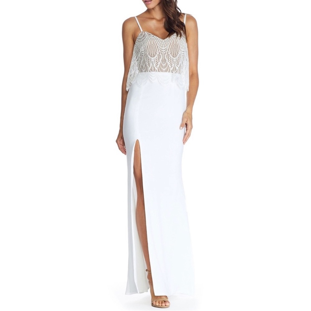 DRESS THE POPULATION - Beautiful White Lace Trumpet Evening Gown - Picture 2 of 8
